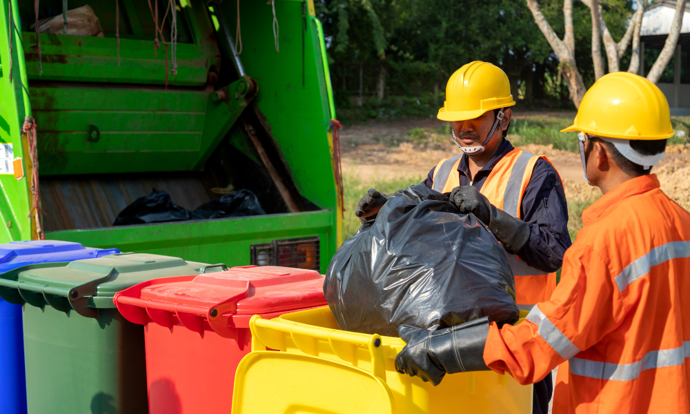 How Domestic Skip Hire Supports Sustainable Waste Disposal?